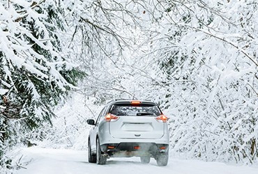 Kış Tatili Planlayanlara Özel: Karlı Yollarda Güvenli Sürüş İçin Tavsiyeler