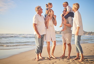 Kalabalık Aileler İçin En İdeal Kiralık Araç Modelleri: SUV mu, Sedan mı?